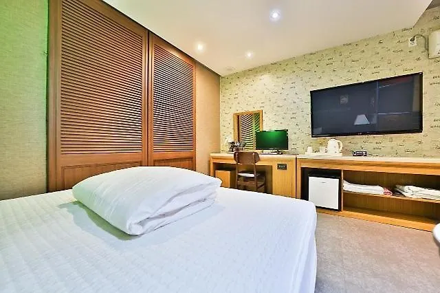 B&B Hotel Busan Motel