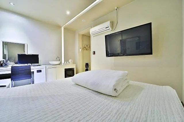 B&B Hotel Busan Motel